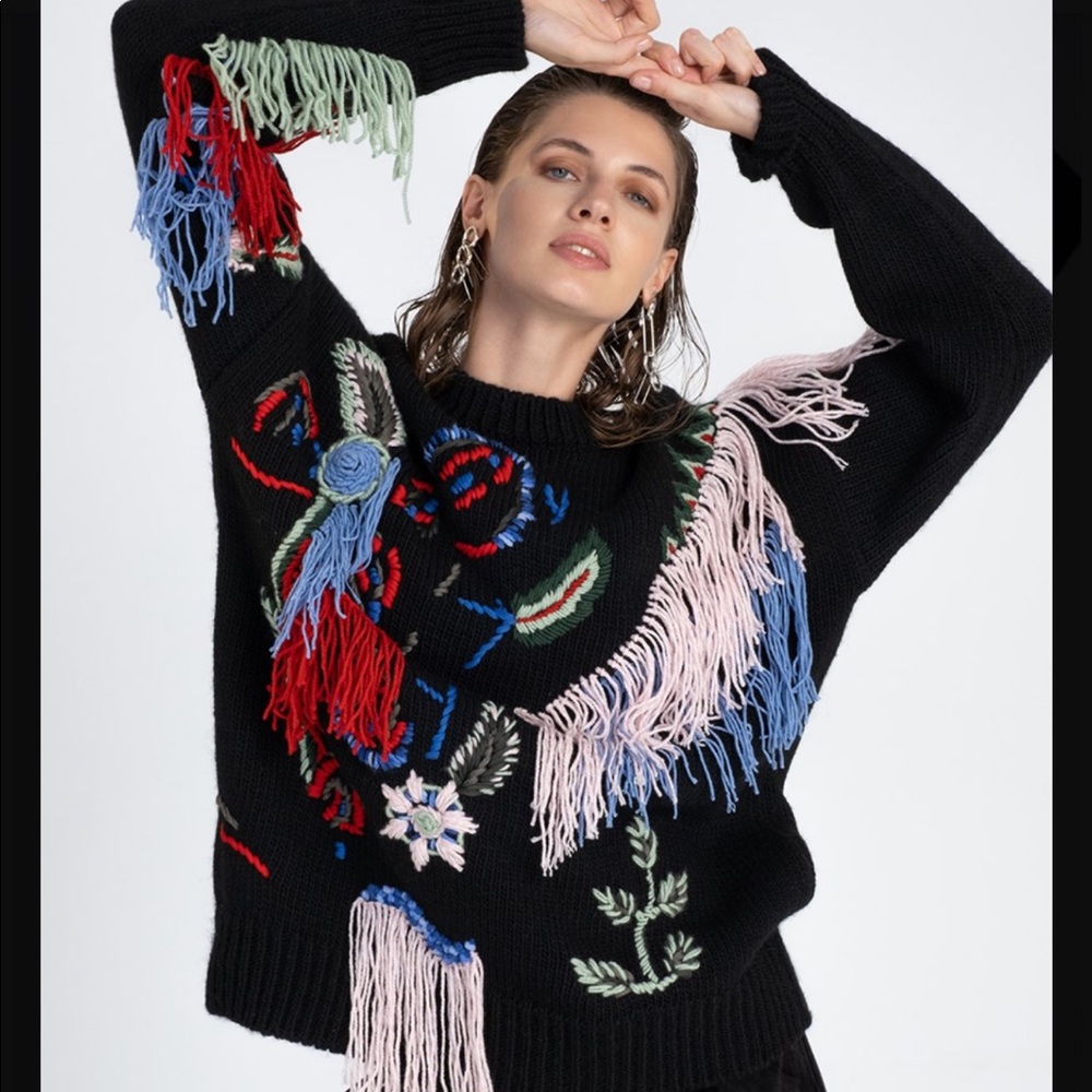 GORGEOUS 🖤 NWT Black Cable Knit Sweater